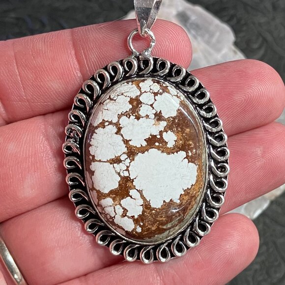 Wild Horse Turquoise Magnesite Pendant Crazy Horse Appaloosa Stone - Picture 1 of 6